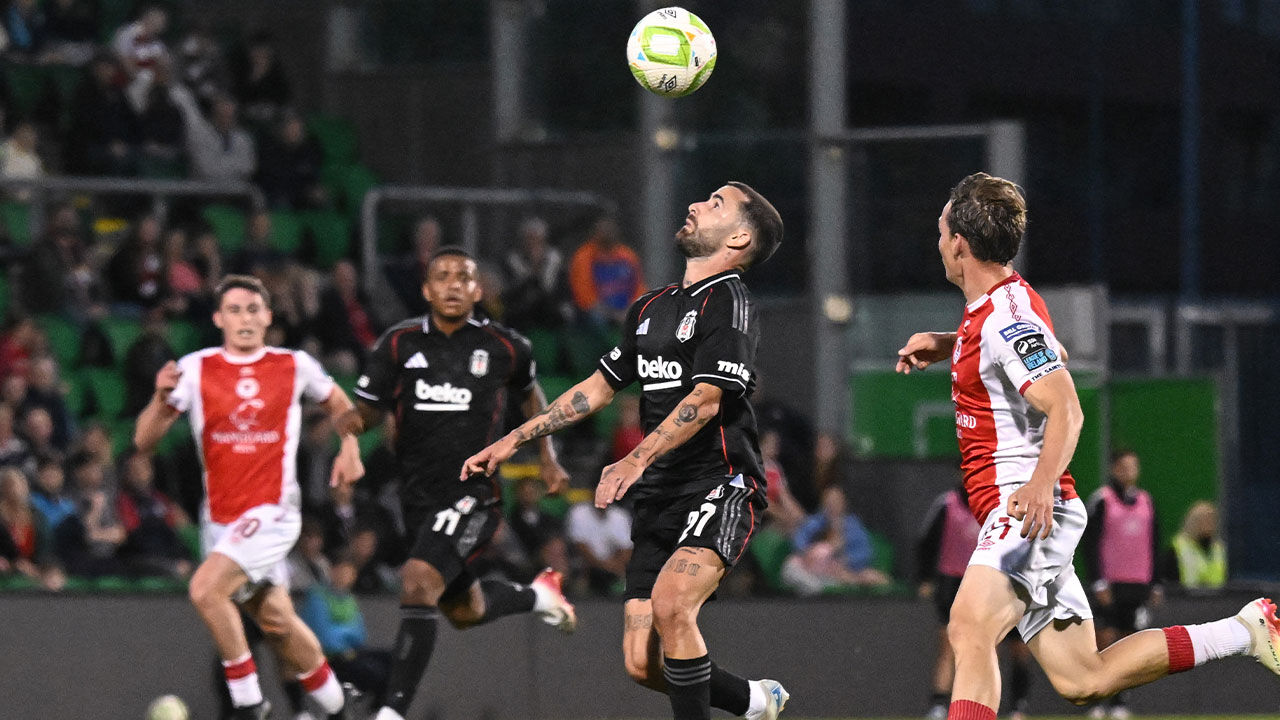 Beşiktaş, St. Patricks's'i deplasmanda dağıttı! Abraham resitali - 3. Resim