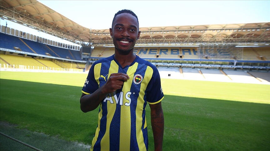 Fenerbahçe'de Lincoln Henrique ile yollar ayrıldı - 1. Resim