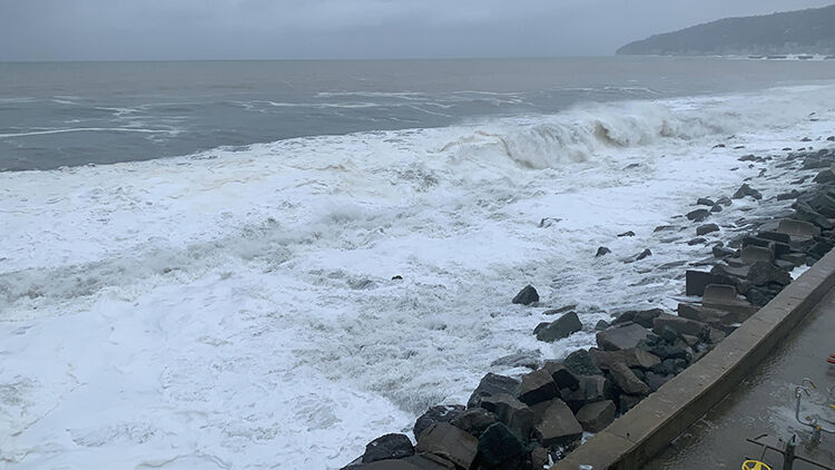 Karadeniz kentinde denize girme yasağı! Karadeniz kentinde denize girme yasağı! - 1. Resim