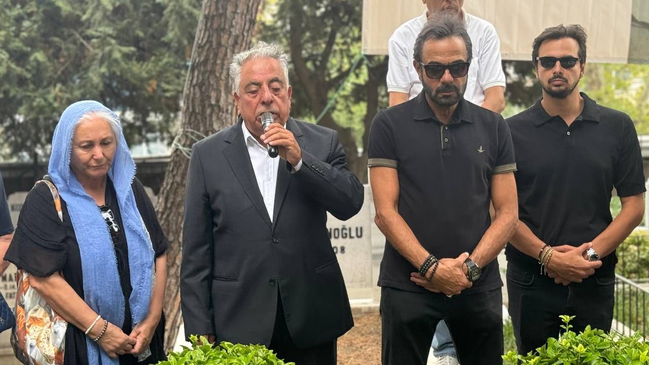 Oyuncu Kerem Alışık mezarın başında ayakta durmakta zorlandı! &quot;Kimsen yok&quot;