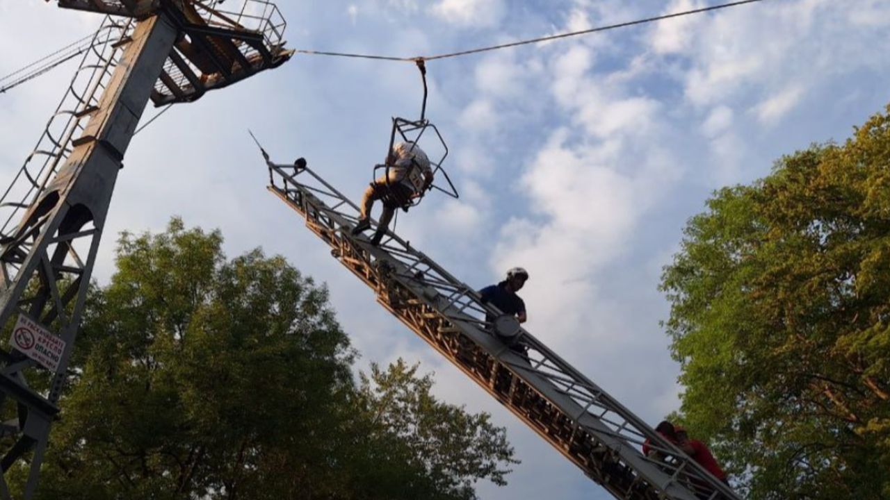 Rusya&#039;da teleferik faciası! Çok sayıda yaralı var