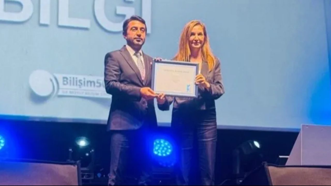 Turkcell Global Bilgi, çeyrek asırlık tecrübesiyle ‘Bilişim 500’de zirvede 