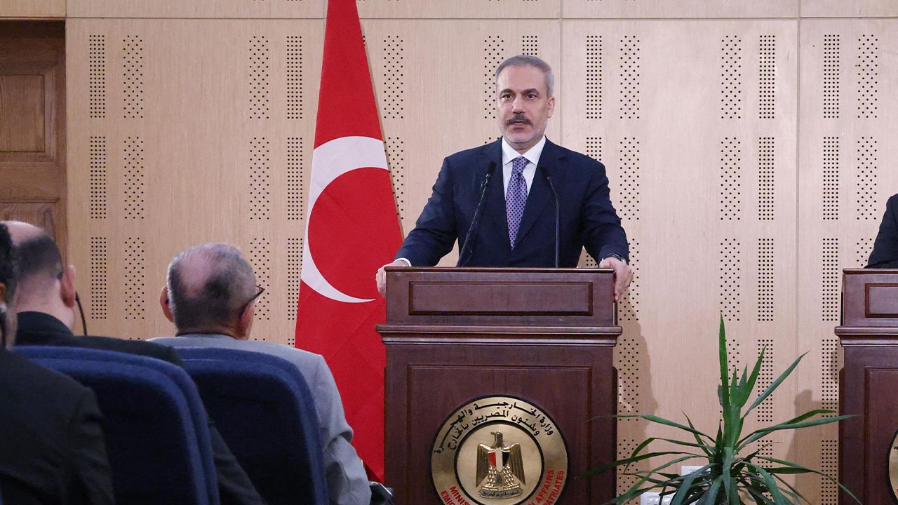 Bakan Fidan'dan Gazze açıklaması: Dünyayı ayağa kaldırmalıyız Bakan Fidan'dan Gazze açıklaması: Dünyayı ayağa kaldırmalıyız