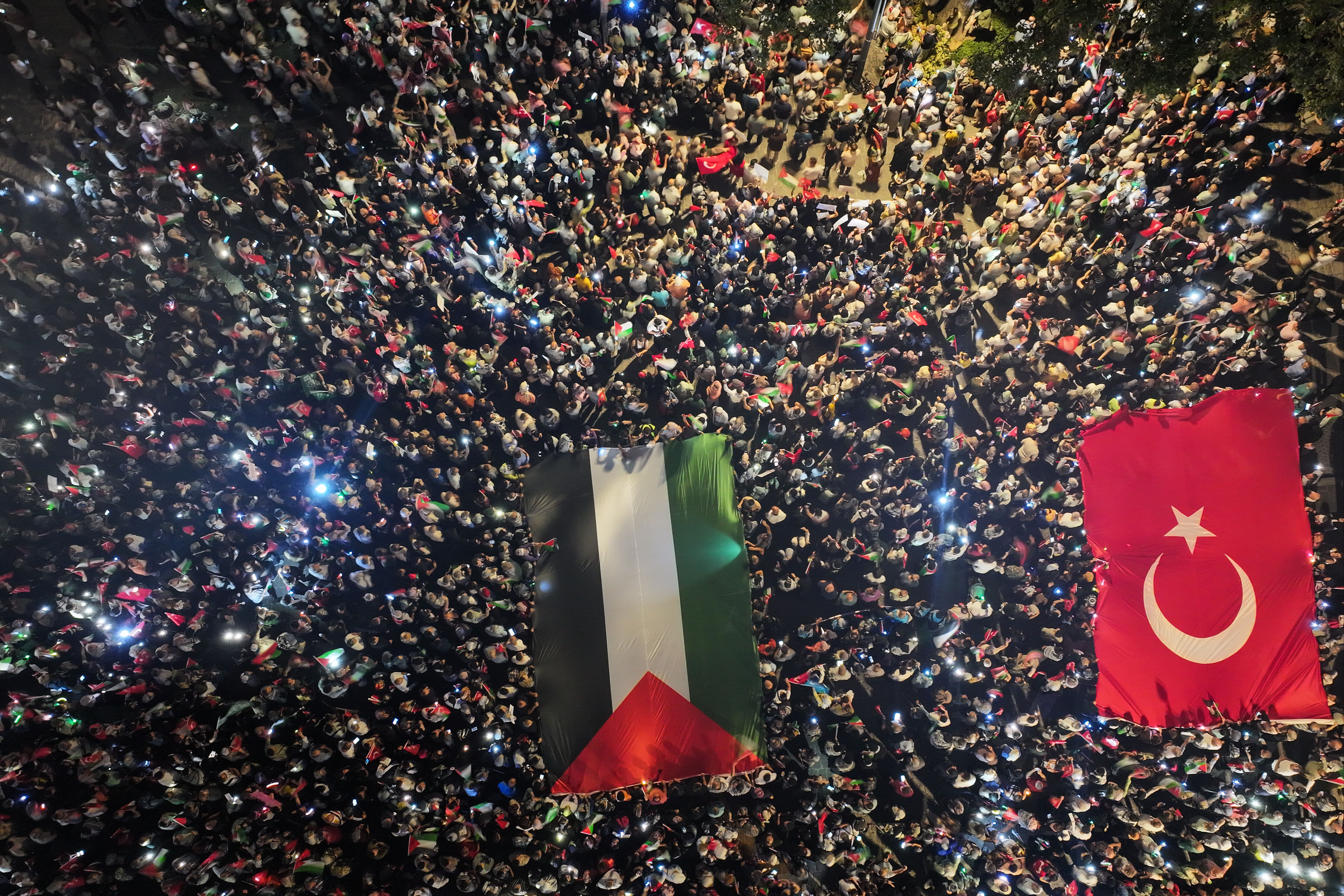 İstanbul Gazze için tek yürek! "Filistinli çocuklar bizi bekliyor" - 2. Resim