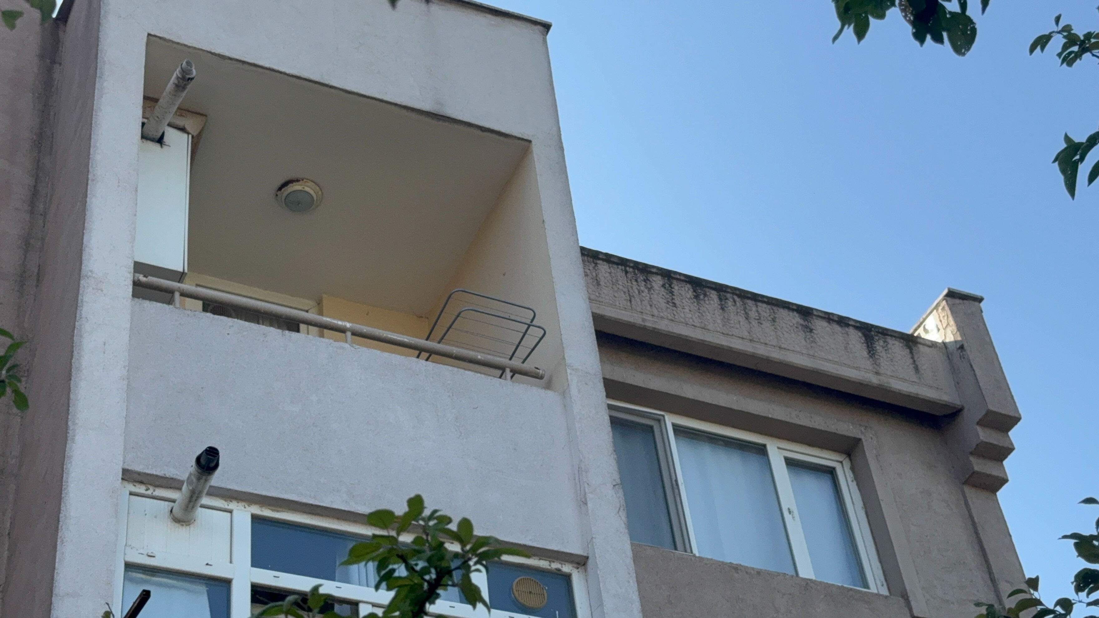 Kan donduran dehşet! Boğarak öldürdüğü 4 yaşındaki oğlunun cesediyle 8 saat aynı evde kaldı - 2. Resim