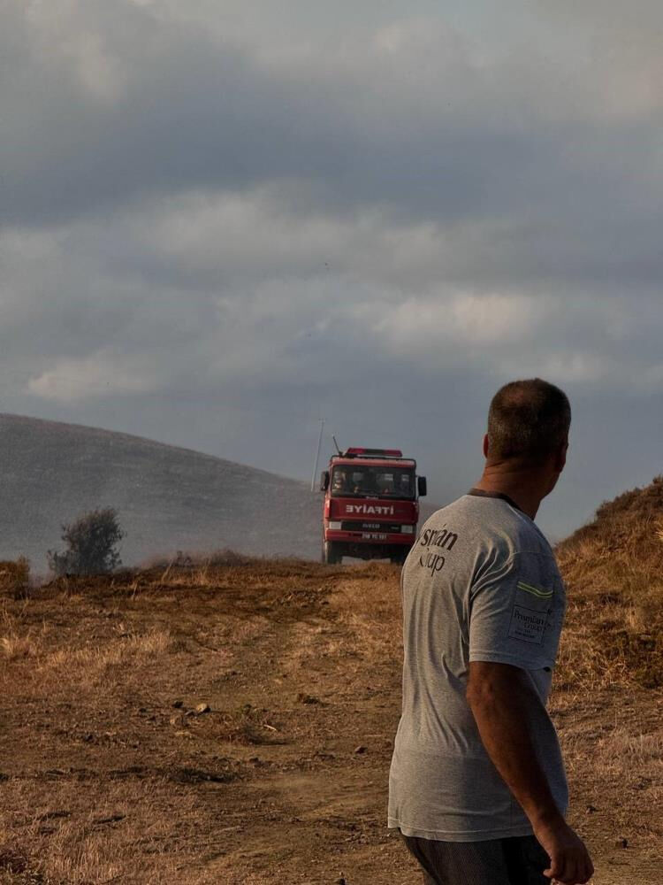 Paşalimanı Adası'nda yangın! Alevler rüzgarın etkisi ile yayıldı - 1. Resim