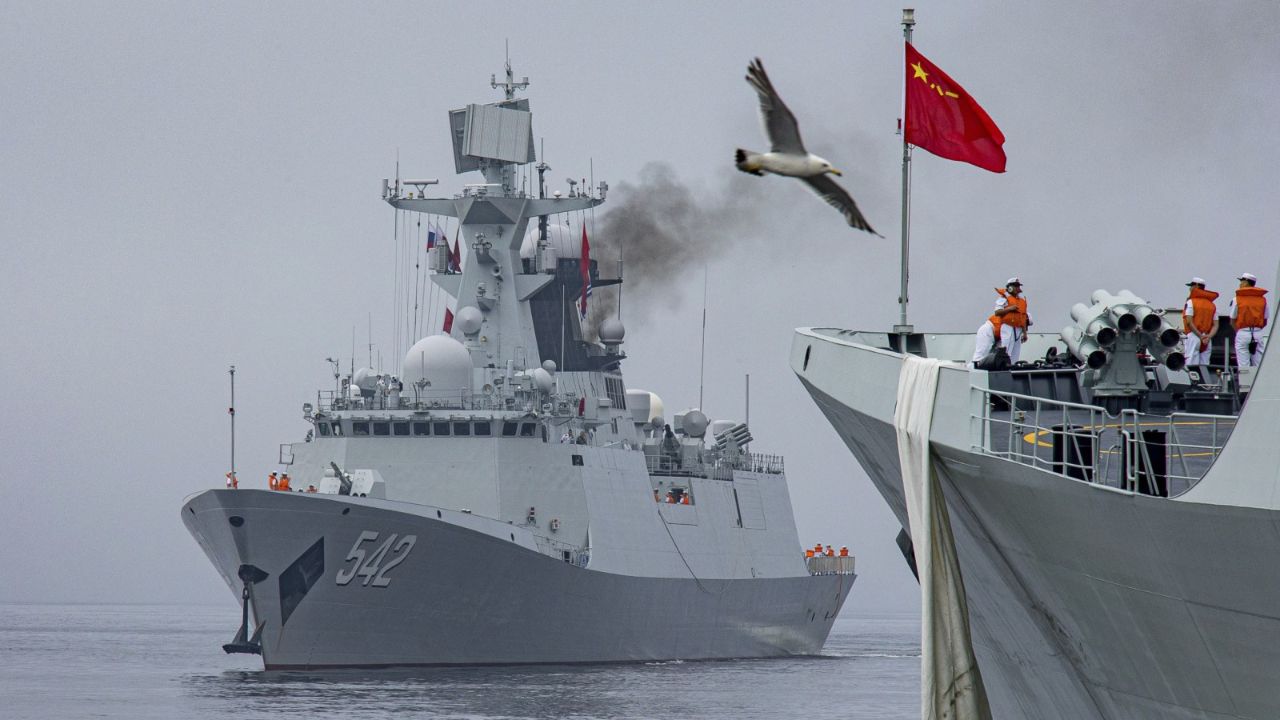 Savaş oyunu bitti, Tehlikeli devriye başladı! Rus-Çin filosu Japonya’da Savaş oyunu bitti, Tehlikeli devriye başladı! Rus-Çin filosu Japonya’da