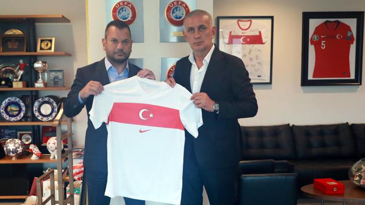 Süper Lig'de "yabancı" için resmi başvuru! İşte o kulüpler ve yeni sayı... Süper Lig'de "yabancı" için resmi başvuru! İşte o kulüpler ve yeni sayı...