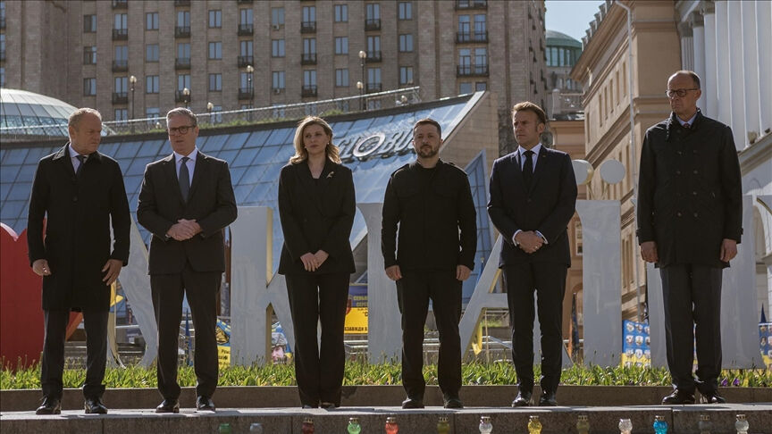 Ukrayna ve Avrupa'nın 'Alaska planı' hazır! Putin'in ateşkes önerisine veto Ukrayna ve Avrupa'nın 'Alaska planı' hazır! Putin'in ateşkes önerisine veto - 2. Resim