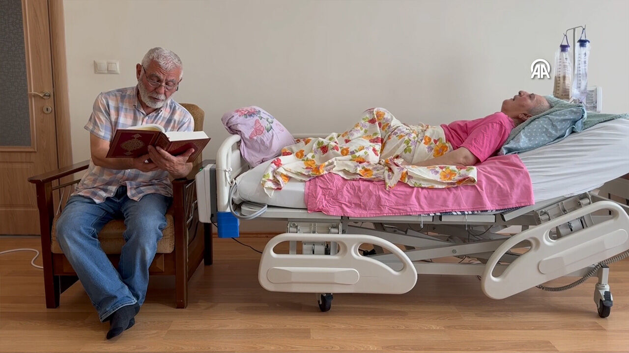 48 yıllık aşk, 10 yıllık felce rağmen dimdik ayakta: ‘Yine dünyaya gelsem onunla evlenirim’” - 6. Resim