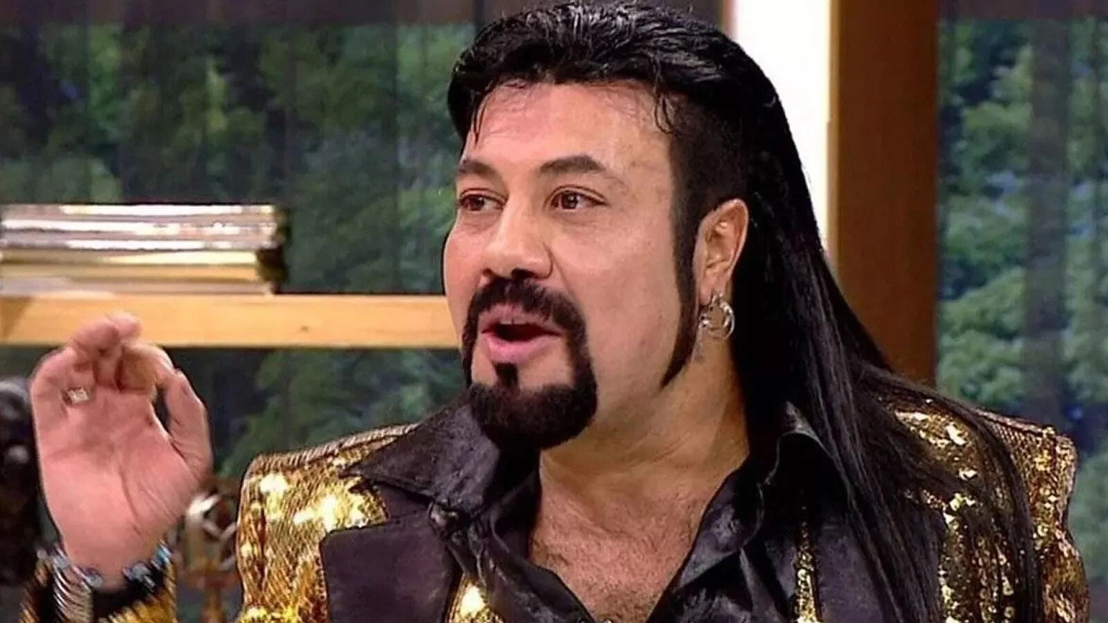 Görenleri şaşkına çevirdi! Kobra Murat’tan kızına servet değerinde altın: "Boyu kadar" - 1. Resim