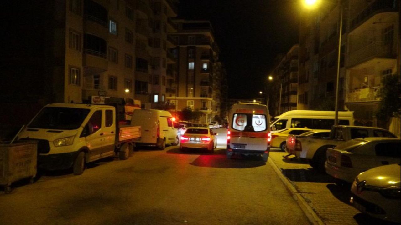 Malatya'da esrarengiz olay! Yaşlı kadının cesedi yarı çıplak bulundu Malatya'da esrarengiz olay! Yaşlı kadının cesedi yarı çıplak bulundu