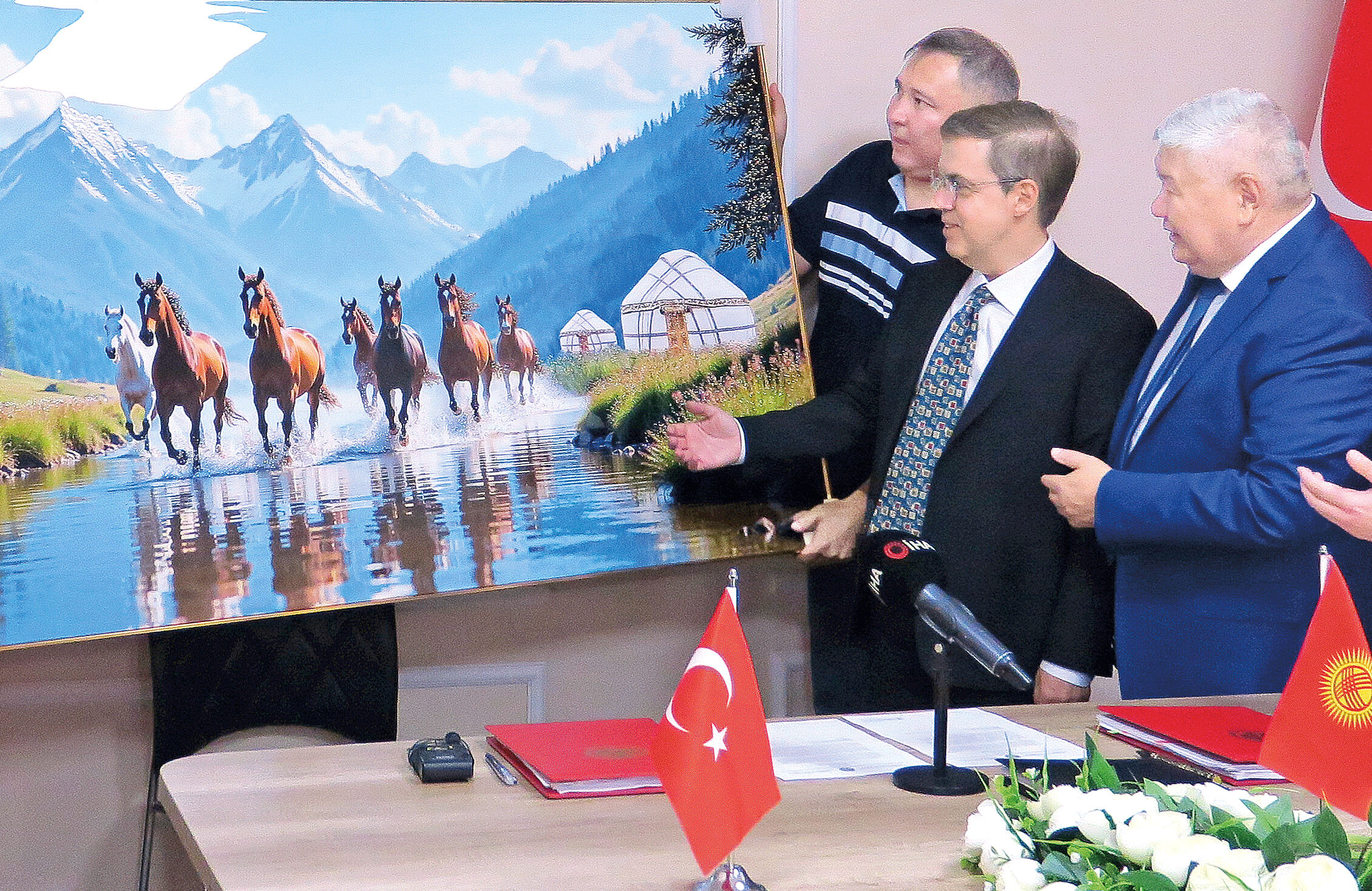 Orta Asya’ya büyük enerji! İhlas Holding ile Kırgızistan hükûmeti nihai imzaları attı - 3. Resim