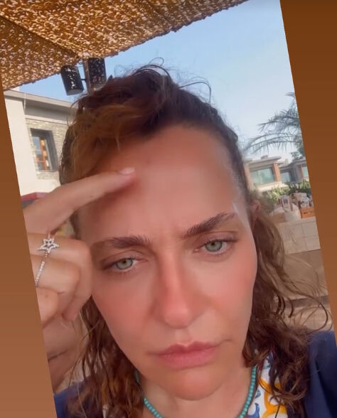 Oyuncu Didem Balçın yürekleri ağızlara getirdi! Dengesini kaybedip… - 2. Resim