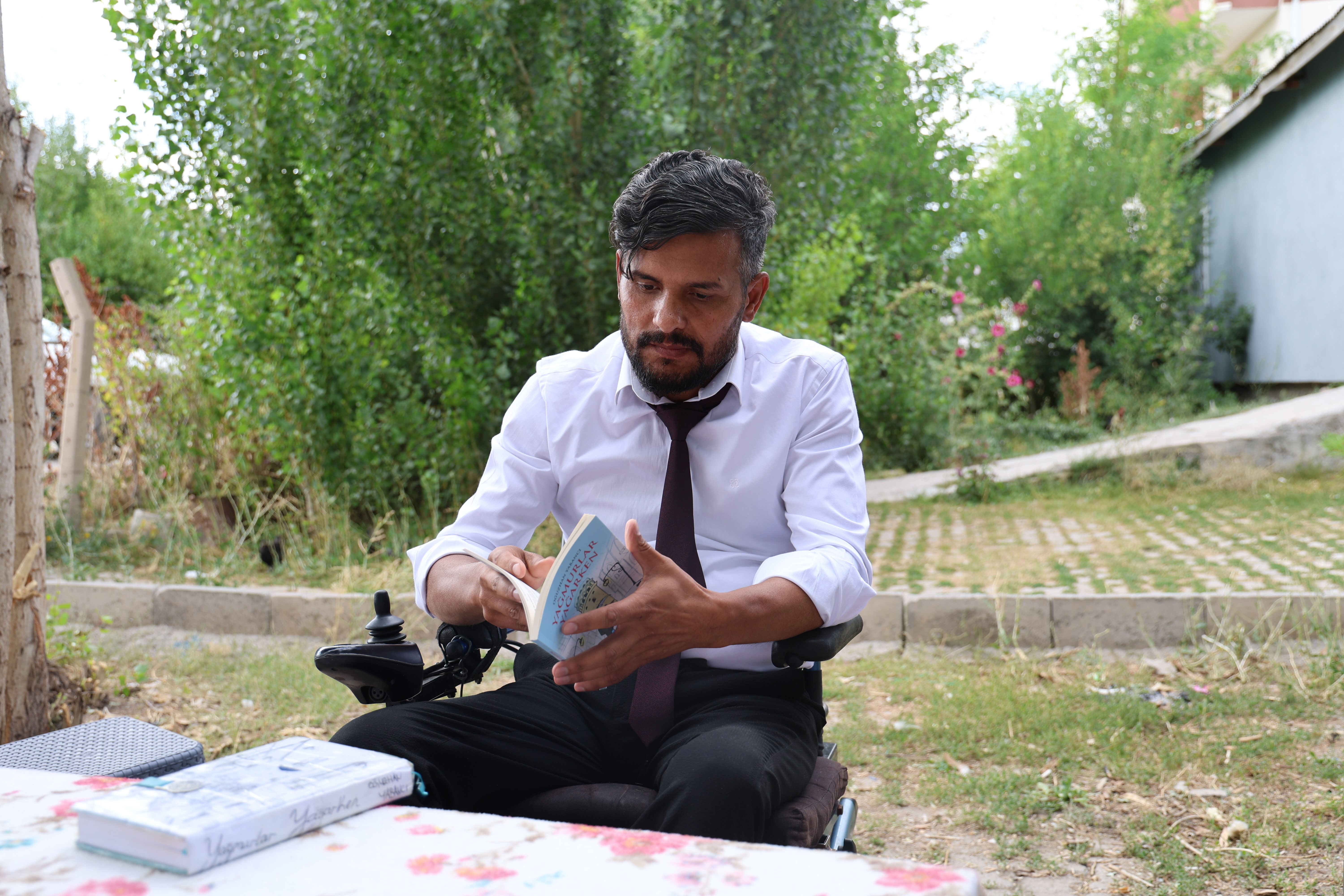 Selası okundu, öldü sanıldı ama o bakın nasıl hayata tutundu! Selası okundu, öldü sanıldı ama o bakın nasıl hayata tutundu! - 4. Resim