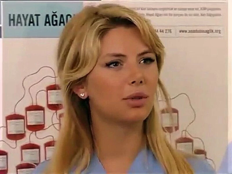 Uzun süredir ortalarda yoktu! Aysun Kayacı yıllar sonra görüntülendi - 2. Resim