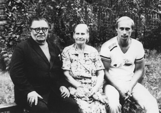 Ailesini sır gibi saklıyordu! ''Babası, annesinin gözünü oydu iddiası'' gündem oldu - 1. Resim