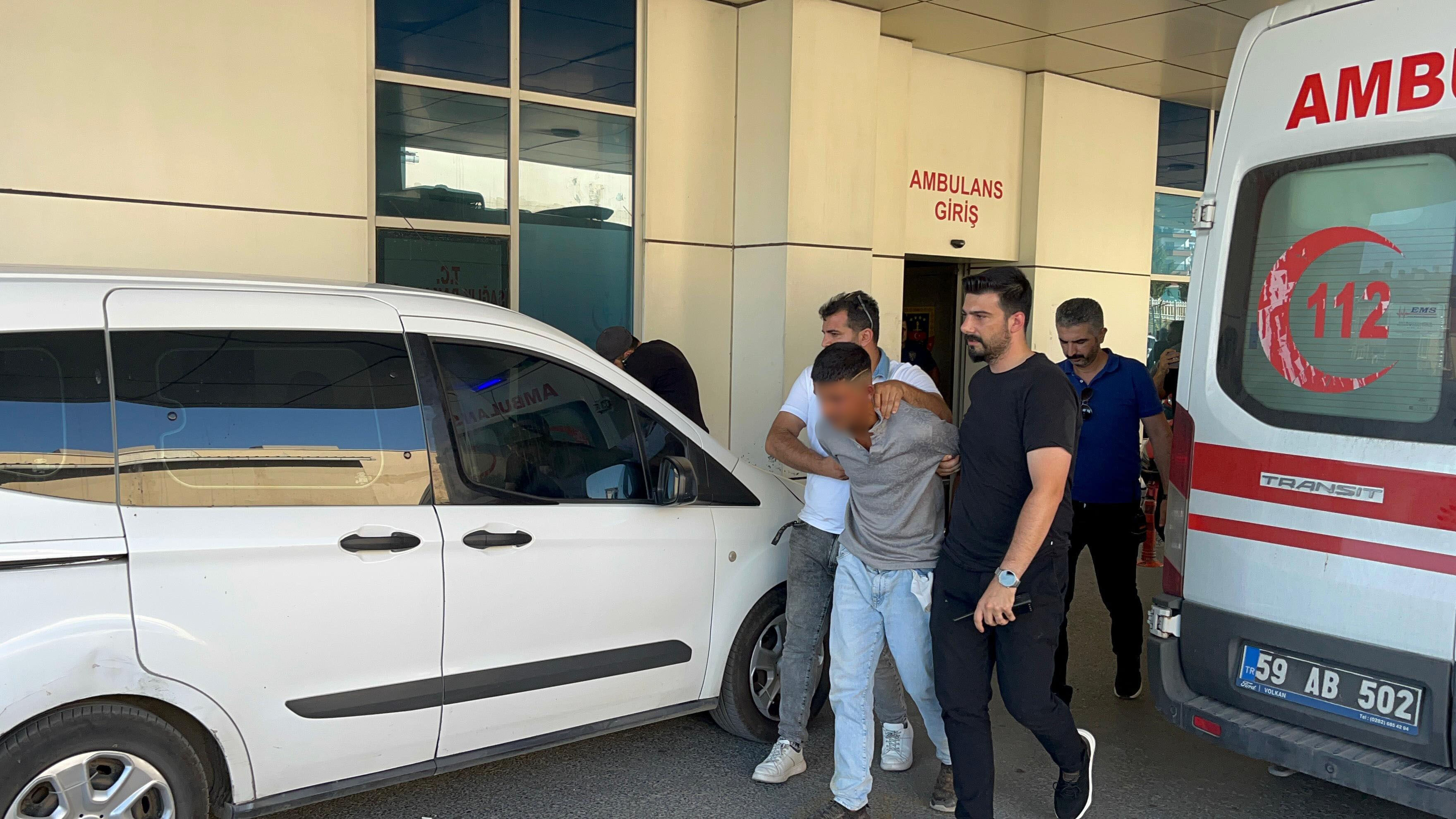 Tekirdağ'da güpegündüz soygun! Kasadaki parayı alıp kaçtı: O anlar kamerada - 2. Resim