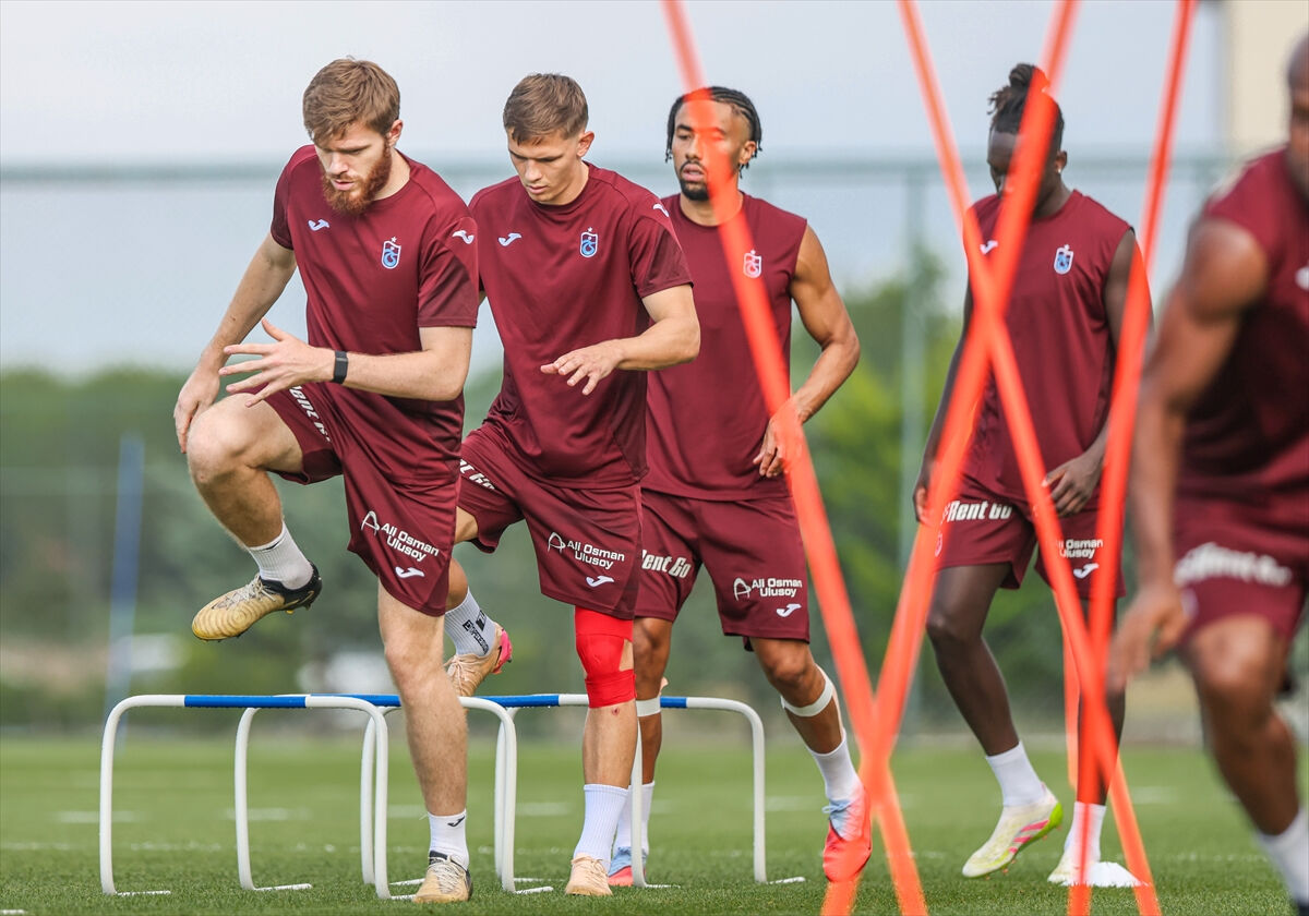 Trabzonspor Kocaelispor maçında kimler eksik? Gözler maç kadrosu ilk 11'e çevrildi Trabzonspor Kocaelispor maçında kimler eksik? Gözler maç kadrosu ilk 11'e çevrildi - 2. Resim