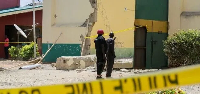 16 mahkum hapishaneden kaçtı! Bölgede alarm durumu - 1. Resim