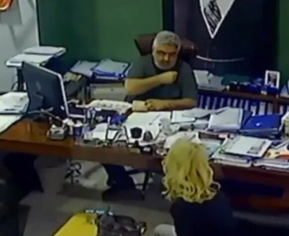 İBB soruşturmasında yeni 'rüşvet' görüntüsü! Balya balya paralar sayıldı, toplandı, dağıtıldı - 1. Resim