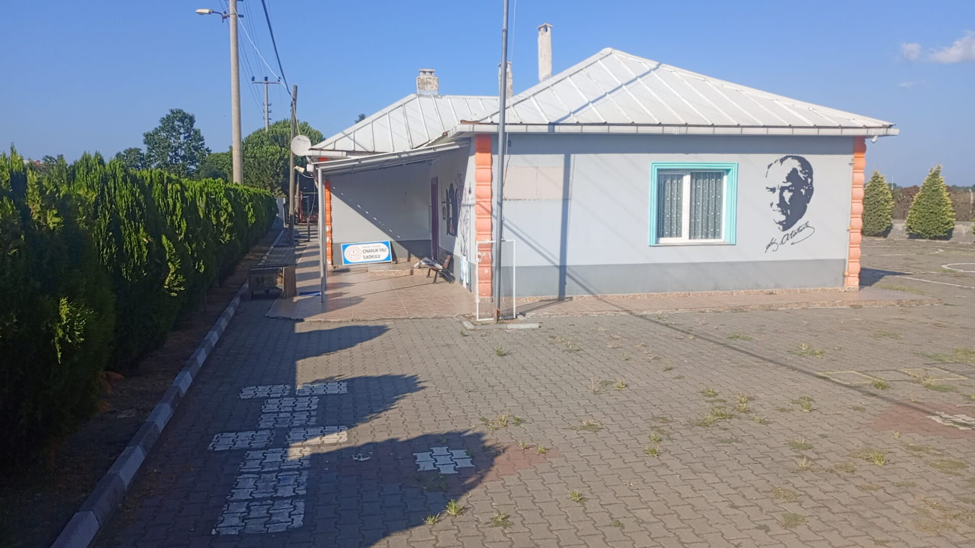 Samsun'da tepki çeken olay: Şehir eşkıyaları okulun altını üstüne getirdi! - 2. Resim