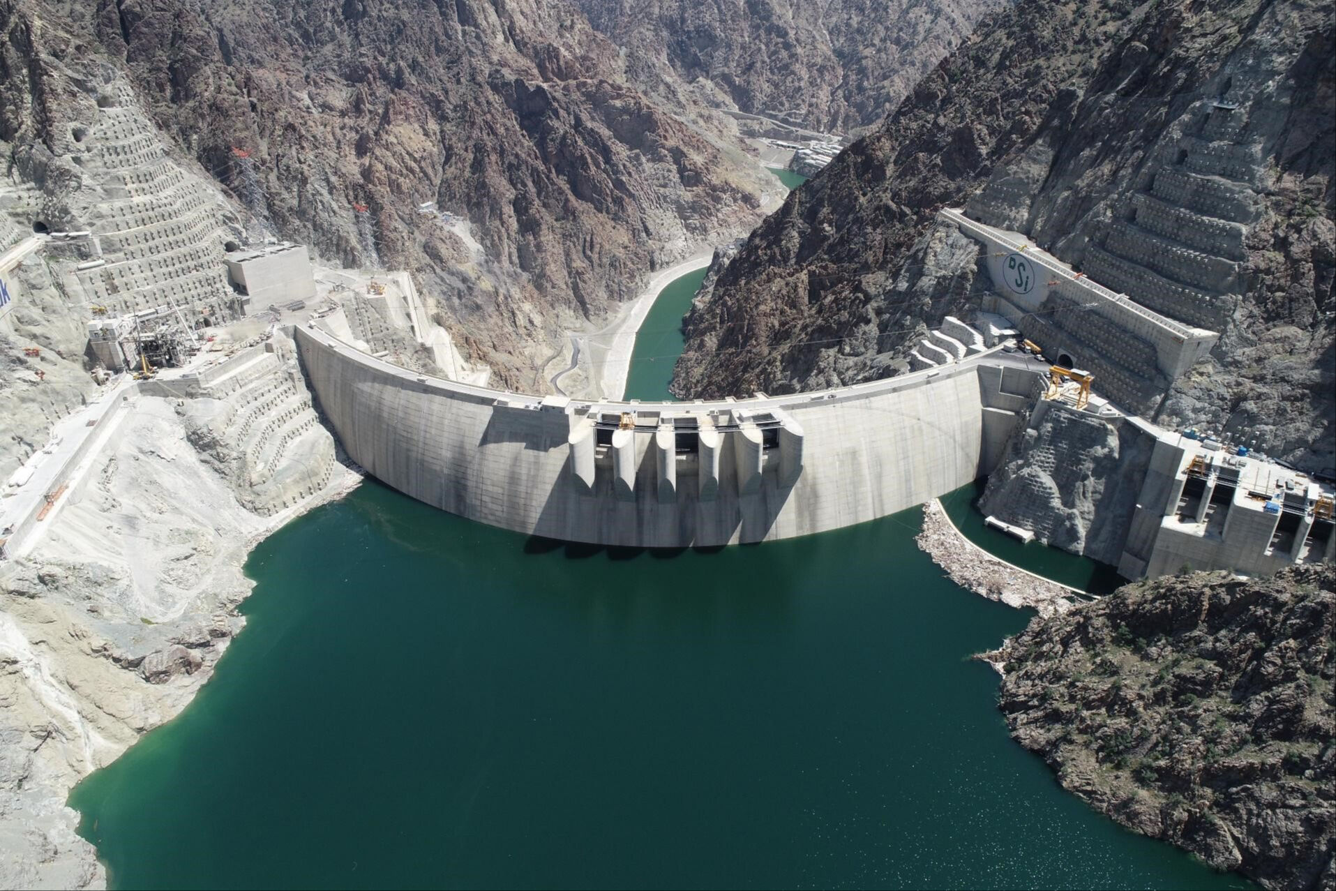 Türkiye ve Avrupa'nın en büyüğü! 2,5 milyon kişinin elektrik ihtiyacını karşılıyor - 2. Resim