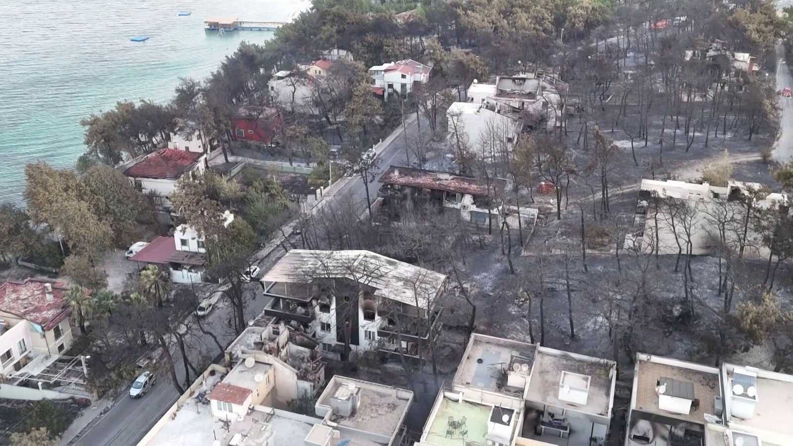 Villalar tek tek küle döndü! Çanakkale'de bilanço gün ağarınca ortaya çıktı - 4. Resim