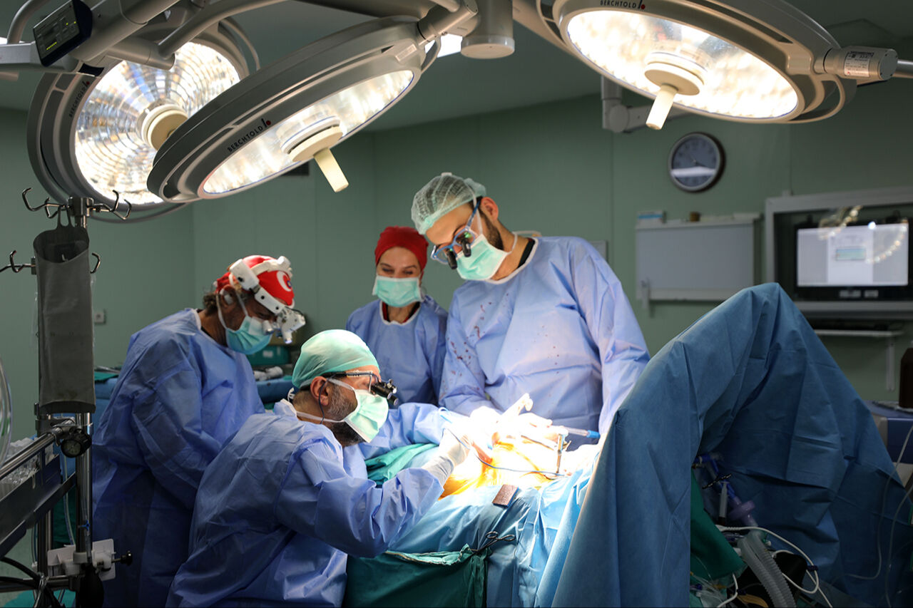 Abisinin yaşadığı korktuğunu başına getirdi! Doğumdan çıkar çıkmaz ameliyata alındı - 2. Resim