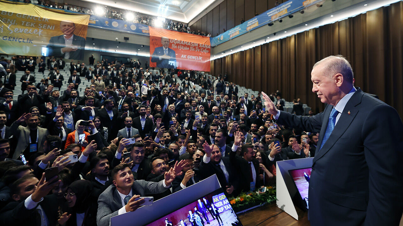 Cumhurbaşkanı Erdoğan'dan önemli açıklamalar: Partimize yarın katılımlar olacak - 1. Resim