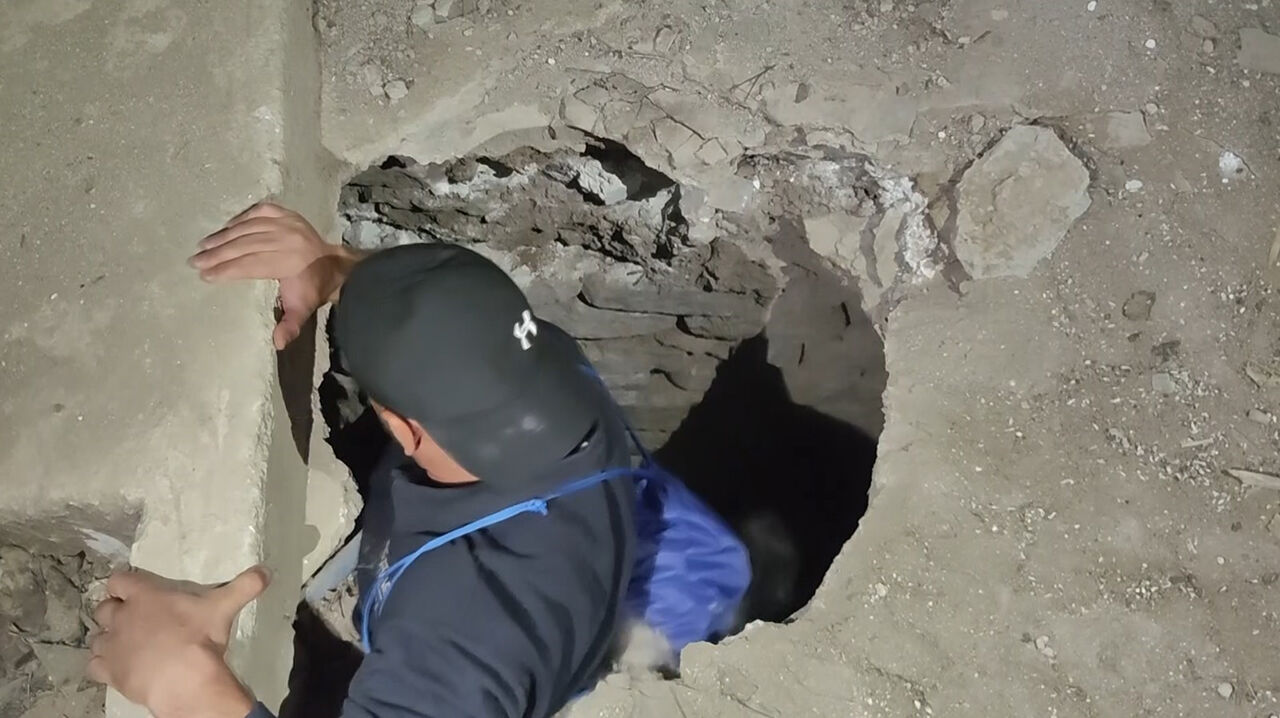 Maceraperest genç 'cinli köy'de sabahladı! Besmeleler çekerek girdiği terk edilmiş evleri kaydetti - 3. Resim