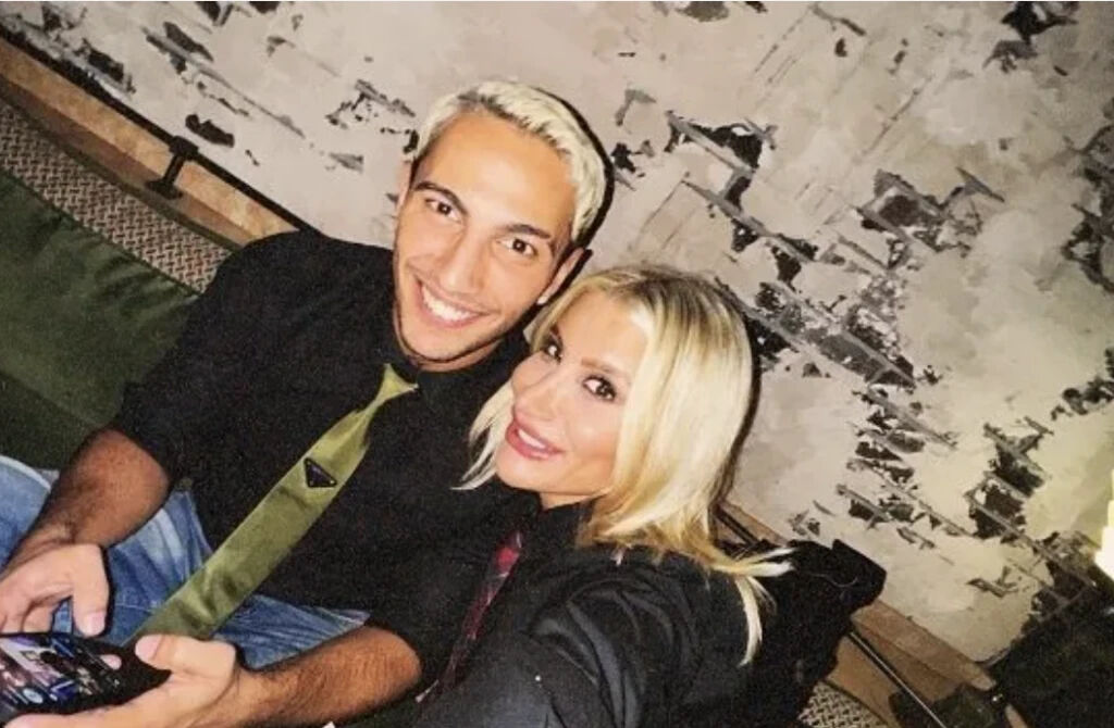 Melih Kunukcu kimdir, ne iş yapıyor? İrem Derici'ye evlenme teklifi etti - 1. Resim