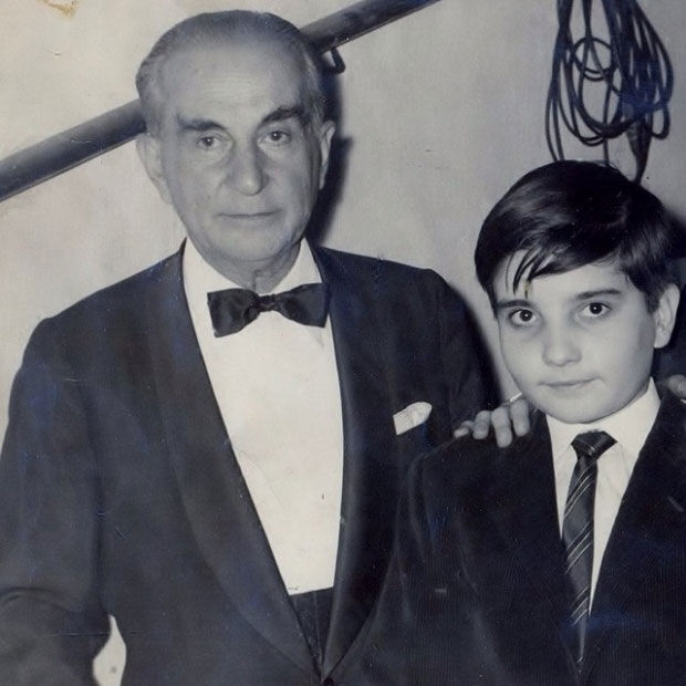 Müzik dünyasının acı kaybı: Münir Nurettin Selçuk’un oğlu vefat etti - 1. Resim