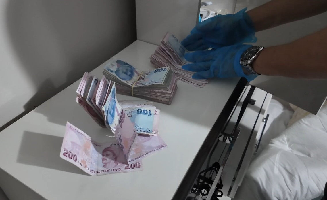 Özel harekat operasyonunda hayrete düşüren olay! Yakalandığı yer pes dedirtti - 1. Resim