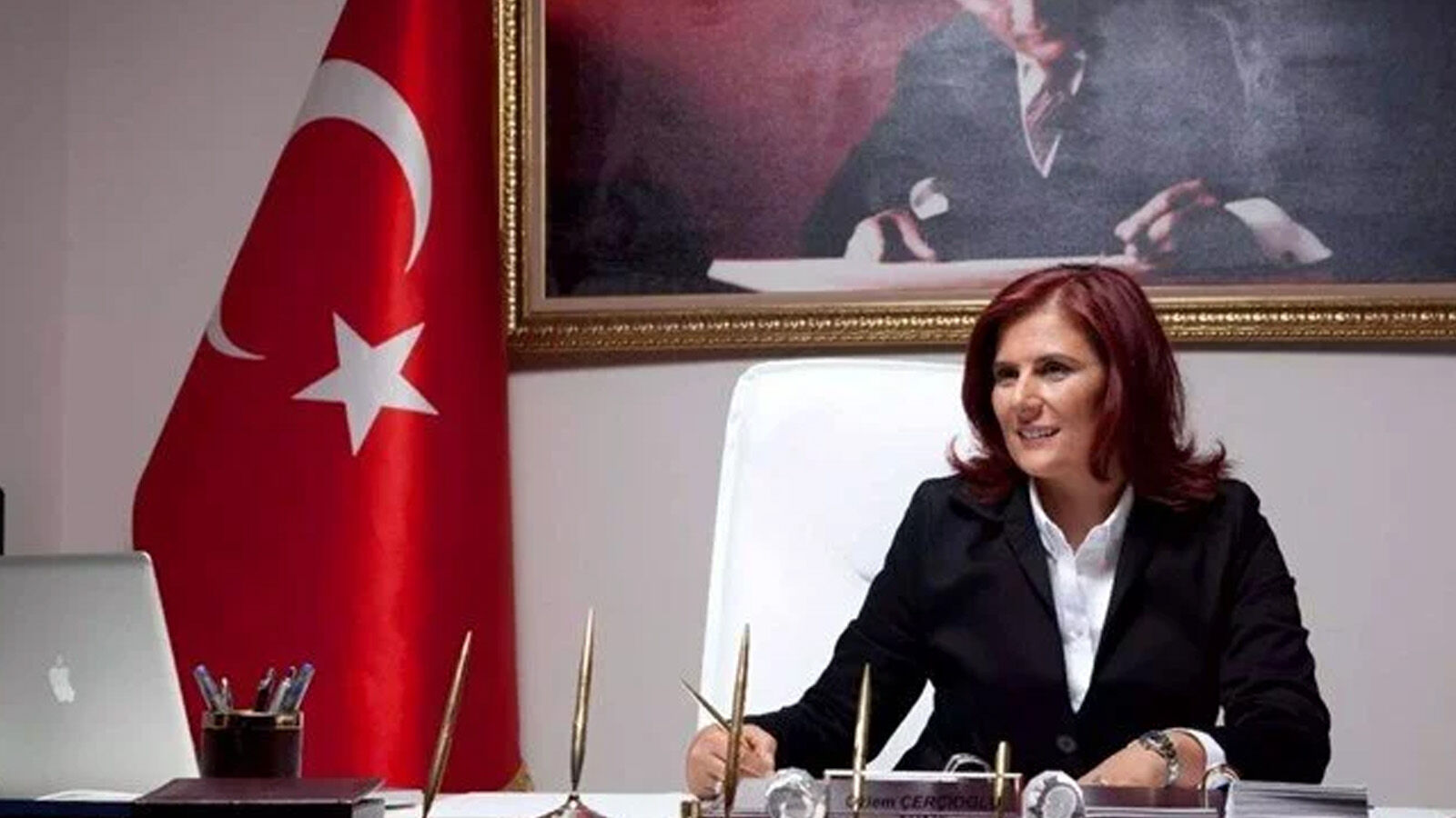 Özlem Çerçioğlu'nun AK Parti'ye geçeceği iddiası: Aydın Büyükşehir Belediye Başkanı Özlem Çerçioğlu kimdir? - 1. Resim