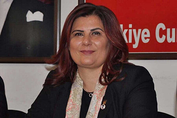 Özlem Çerçioğlu'nun AK Parti'ye geçeceği iddiası: Aydın Büyükşehir Belediye Başkanı Özlem Çerçioğlu kimdir? - 3. Resim