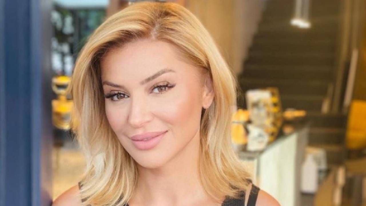 Songül Karlı gözlerden uzak büyüttüğü oğlu Furkan&#039;ı paylaştı! Takipçileri yorum yağdırdı: &quot;Kocaman delikanlı olmuş&quot;