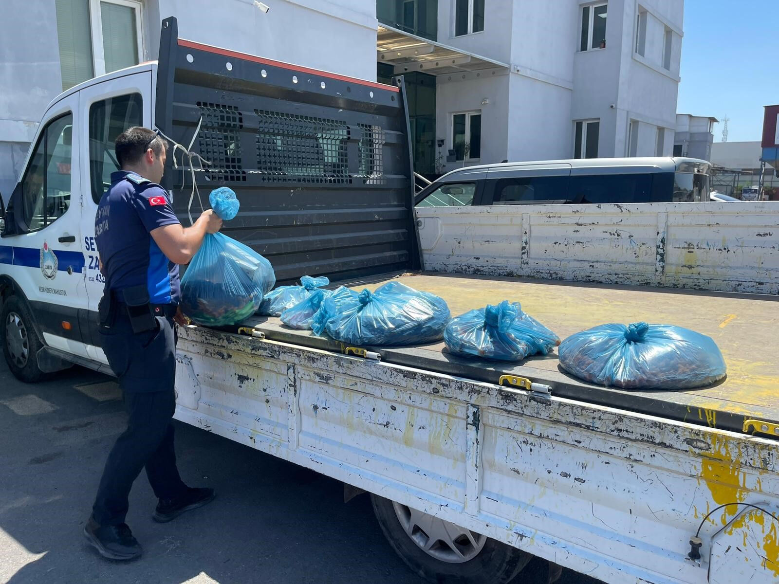 Ünlü kuruyemiş zincirinde böceklenmiş ürün skandalı! Hepsi imha edildi - 4. Resim