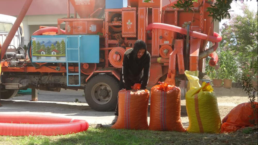 Zorlu mesai başladı! Saatte 4 bin 500 lira kazanıyorlar - 2. Resim