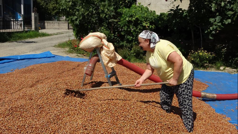 Zorlu mesai başladı! Saatte 4 bin 500 lira kazanıyorlar - 1. Resim