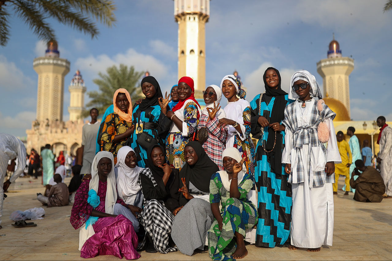 2 milyon sufi onun için bir araya geldi! Sömürgecilere karşı Şeyh Ahmedu Bamba'nın huzurunda dualar edildi - 7. Resim