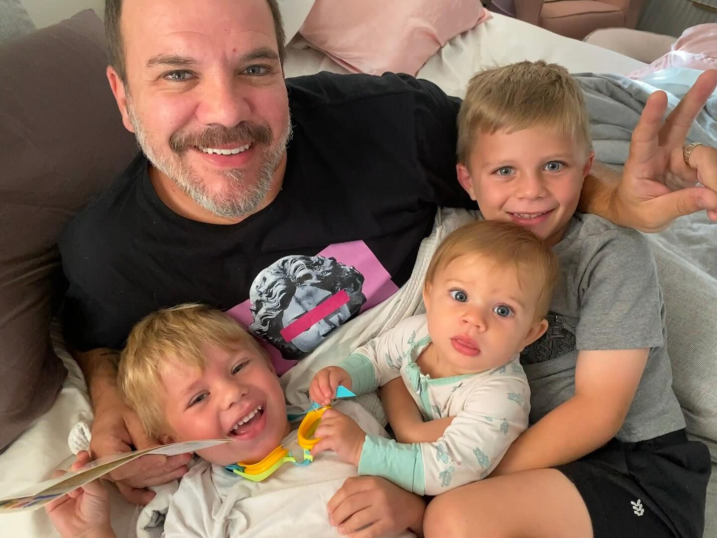 ABD’ye yerleşen Tolga Karel’in Türkiye'de yaşayan 13 yaşındaki oğlu seneler sonra ortaya çıktı! Değişimiyle ağızları açık bıraktı - 2. Resim