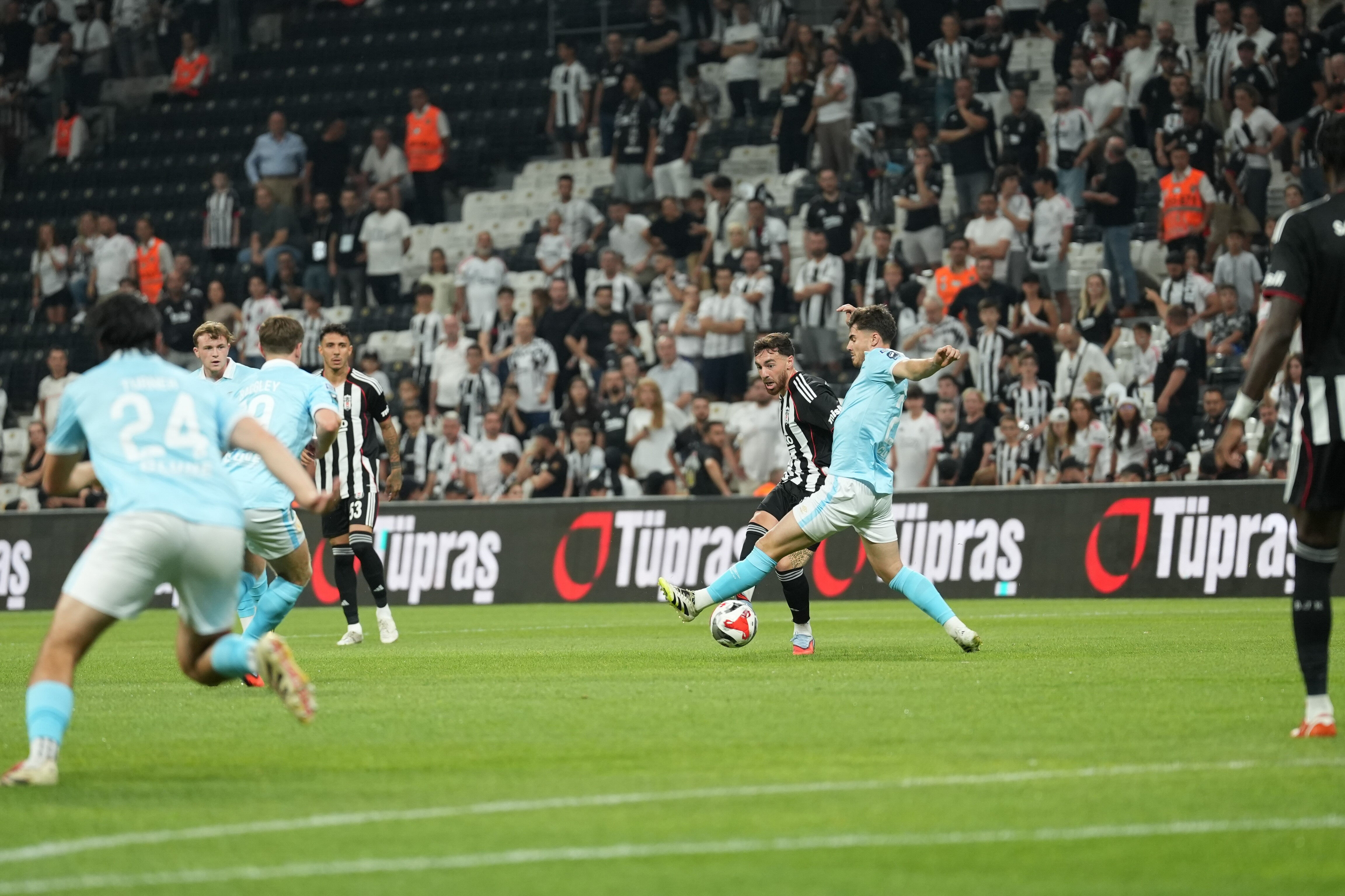 CANLI | Beşiktaş - St Patrick's canlı anlatım - 1. Resim