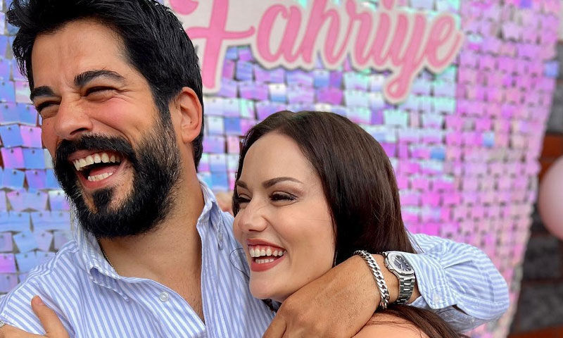 Boşanıyorlar mı? Fahriye Evcen ve Burak Özçivit çiftinden dikkat çeken hamle - 2. Resim