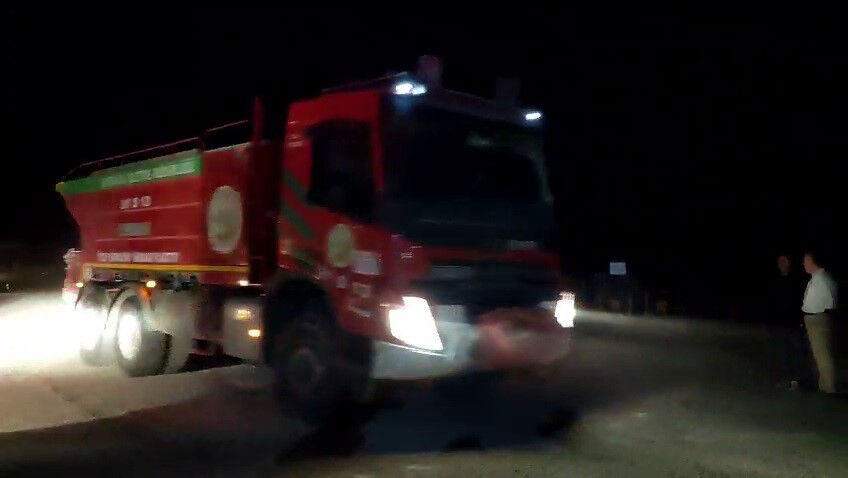 Komşuda çıkan yangın Türkiye'ye sıçradı! Sınır hattından alevler yükseliyor - 4. Resim