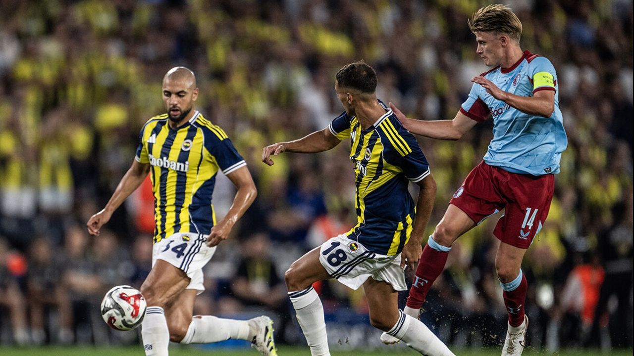 Mert Müldür sakatlandı mı? Fenerbahçe&#039;nin yıldızı ameliyat olacak