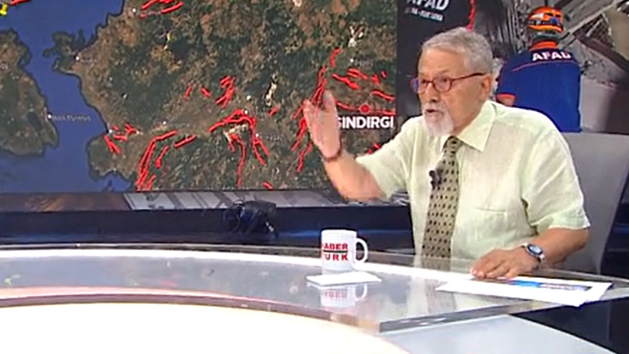 Naci Görür'den Şener Üşümezsoy'a cevap gibi açıklama: 7'nin üzerinde deprem olacağı kesin - 1. Resim