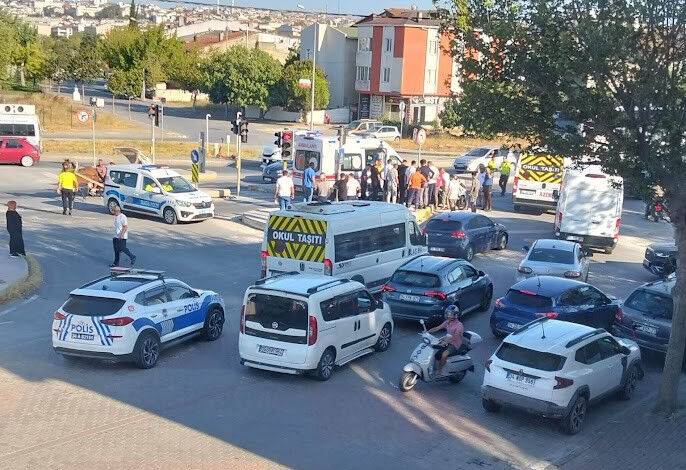 Silivri'de feci kaza kamerada! Yola savrulan 17 yaşındaki sporcu kurtarılamadı - 2. Resim
