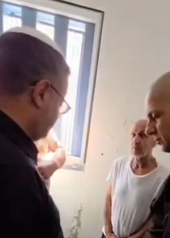 Ben-Gvir yine hapishane hücresini bastı! Filistinli lider Bergusi’yi tehdit etti - 2. Resim