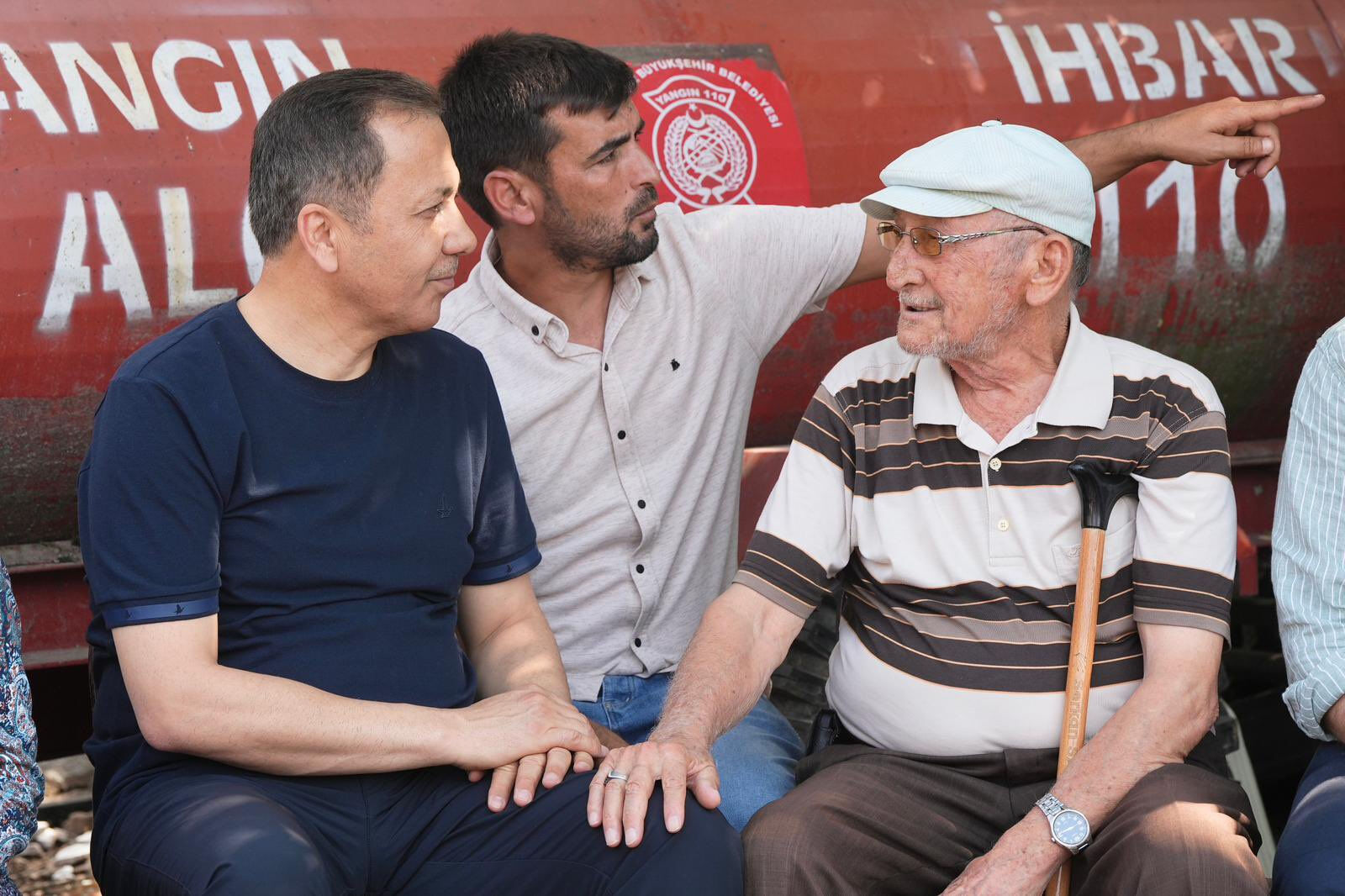 Deprem bölgesine 20 milyon ödenek! Yerlikaya Sındırgı'da açıklamalarda bulundu - 2. Resim